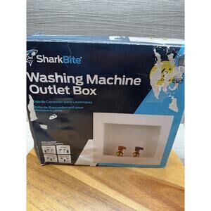 SharkBite 1/2 in. Push-to-Connect x 3/4 in. MHT Brass Washing Machine Outlet Box